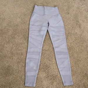 LuluLemon Size 6 Leggings